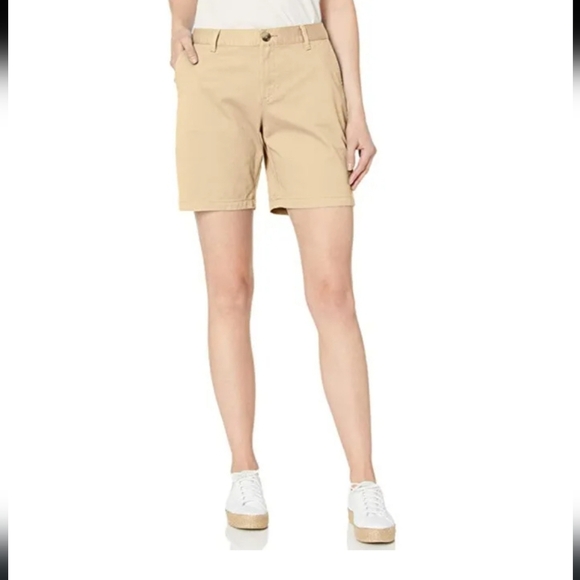 NWT Amazon Essentials Khaki Capri Shorts - Picture 4 of 6